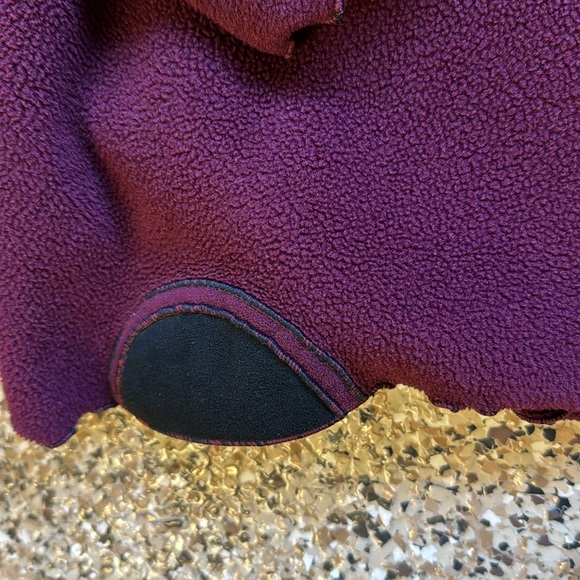 Red Rover Sweatshirt,fleece, SM runs Lg - Picture 2 of 7